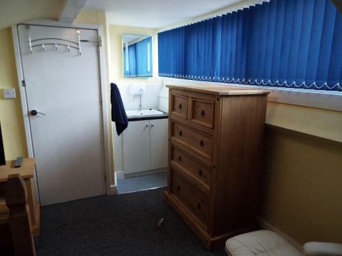 Hostal Captain's Quarters