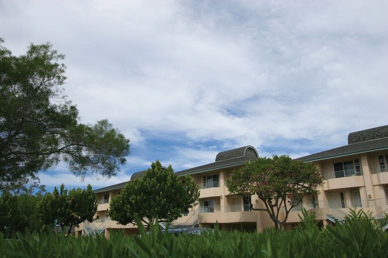 Villa Paniolo Greens Resort