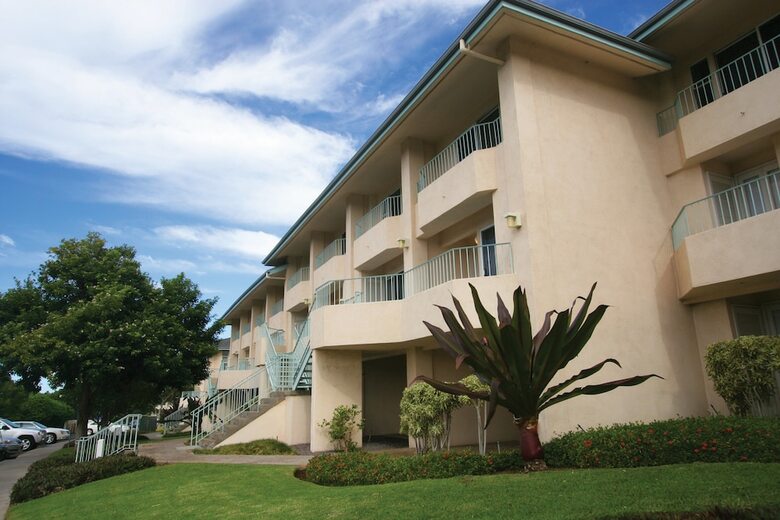 Villa Paniolo Greens Resort