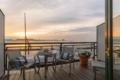 Posada Boston Yacht Haven