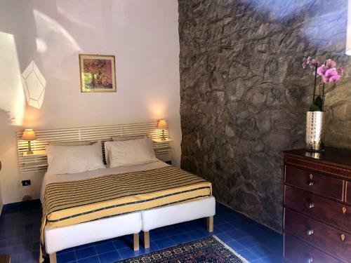 Hostal Casale Sovrastante Il Lago Di Bolsena