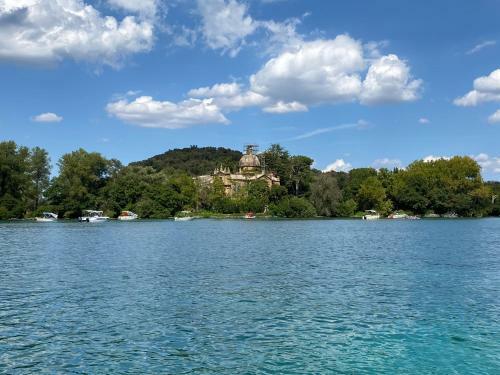 Hostal Casale Sovrastante Il Lago Di Bolsena