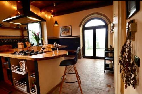 Hostal Casale Sovrastante Il Lago Di Bolsena