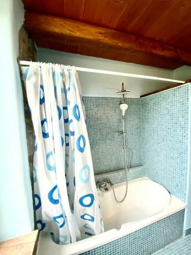 Hostal Casale Sovrastante Il Lago Di Bolsena