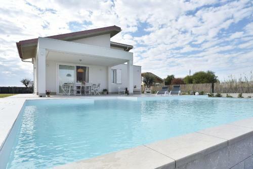 Villa Adel Con Piscina Privata