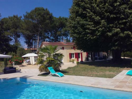 Le Domaine De L'isle B&B
