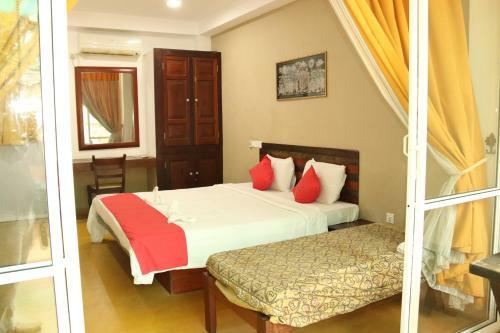Hostal Ran Dhara Resort