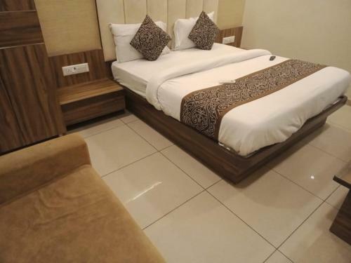 Hostal Hotel Rk Palace