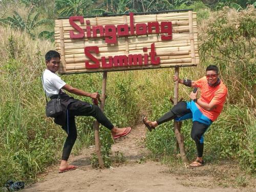 Agroturismo Camping Paradise And Singalong Mountain Garden