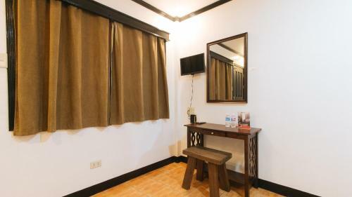 Reddoorz La Sefa Hotel And Resort Atimonan