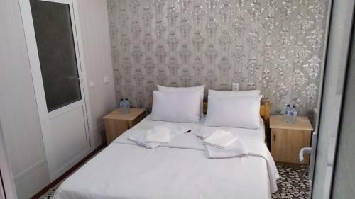 Bed & Breakfast Alisher Hotel