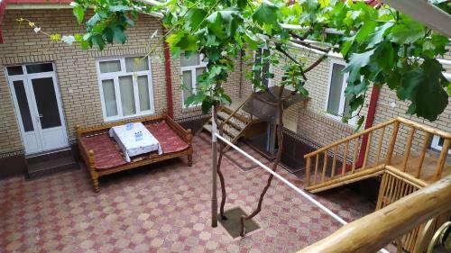 Bed & Breakfast Alisher Hotel