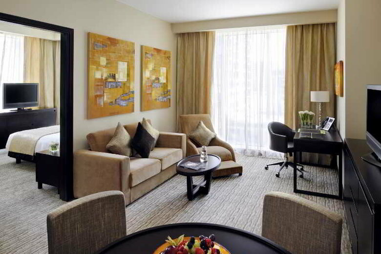 Hotel Movenpick Jumeirah Lakes Towers
