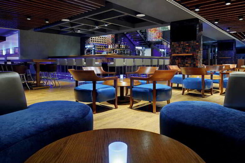 Hotel Movenpick Jumeirah Lakes Towers