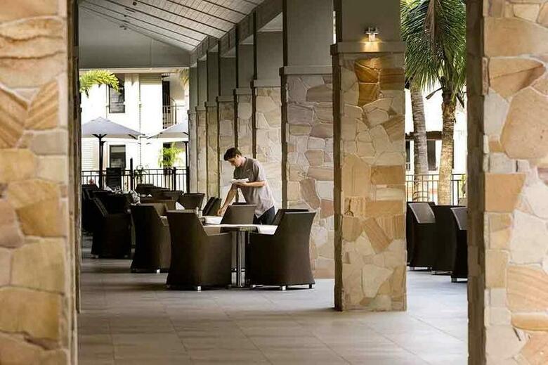 Hotel Pullman Port Douglas Sea Temple Resort & Spa
