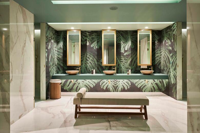 Hotel Savoy Palace