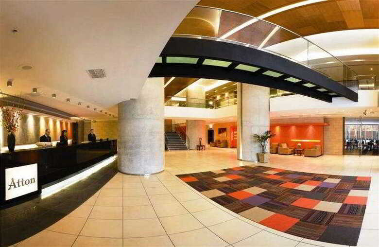 Hotel Pullman Santiago El Bosque