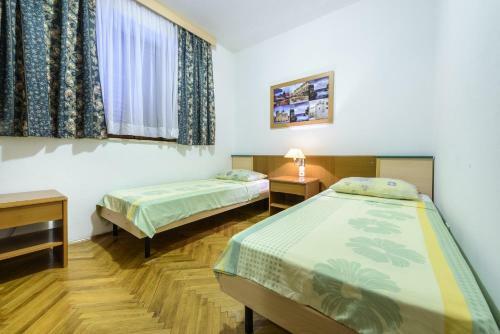 Apartments Matu?ko