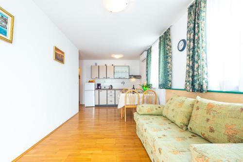 Apartments Matu?ko