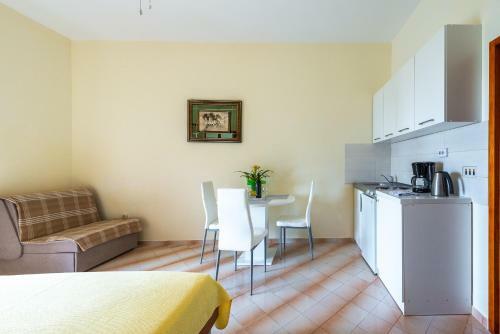 Apartments Matu?ko