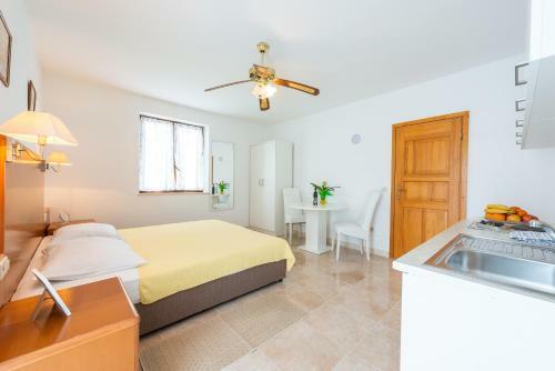 Apartments Matu?ko