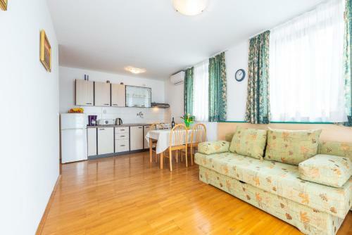 Apartments Matu?ko