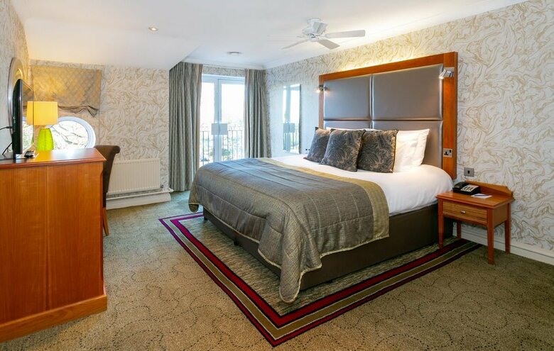 Hotel The Park Royal