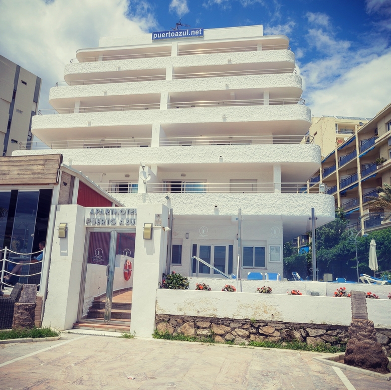 Apartamentos Puerto Azul