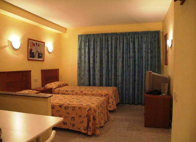 Apartamentos Montebello