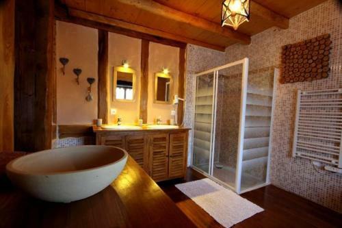 Hostal Le Domaine Des Papillons