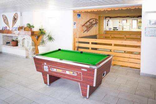Apartamentos Les Cristallines