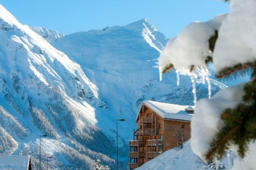 Apartamentos Les Cristallines