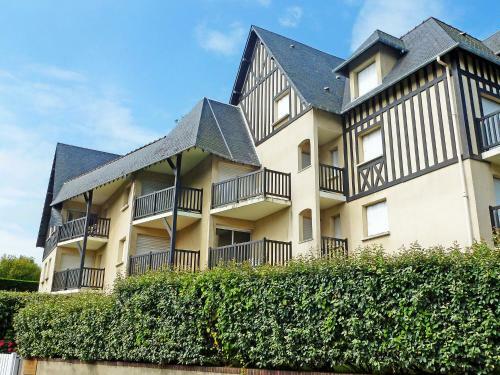 Apartment Castel Morny