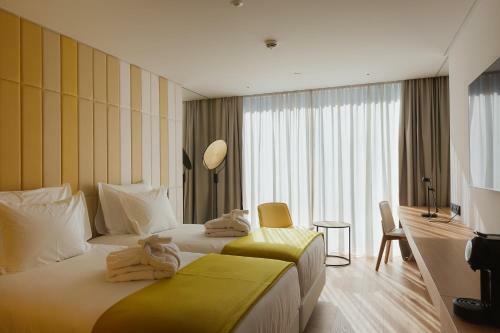 Lumen Hotel & The Lisbon Light Show