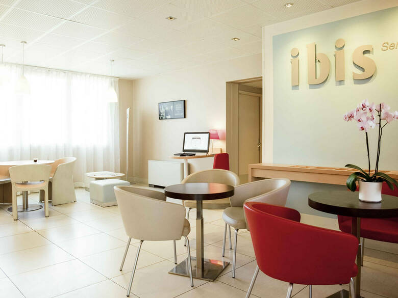 Hotel Ibis Senlis