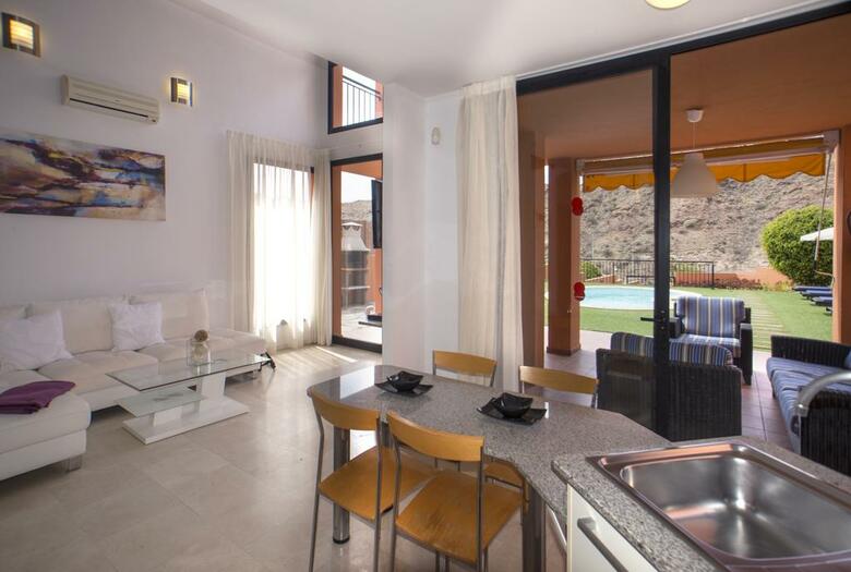 Aparthotel Villas De Tauro