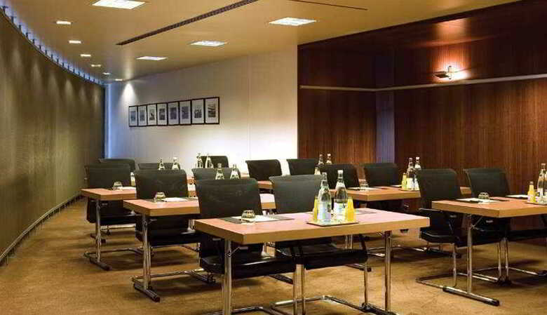 Sheraton Paris Airport Hotel & Conference Center