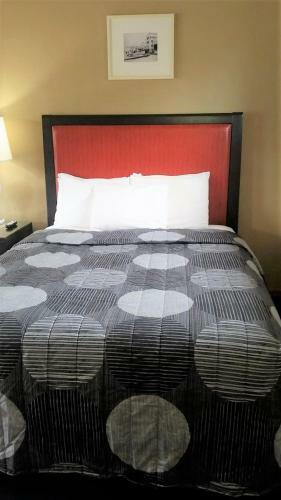 Hillcrest Motel