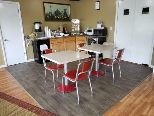 Hillcrest Motel