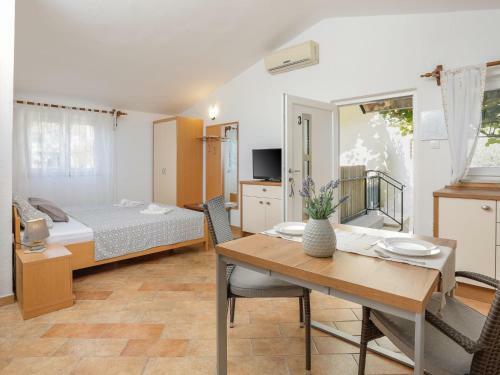Villa Fa�ana