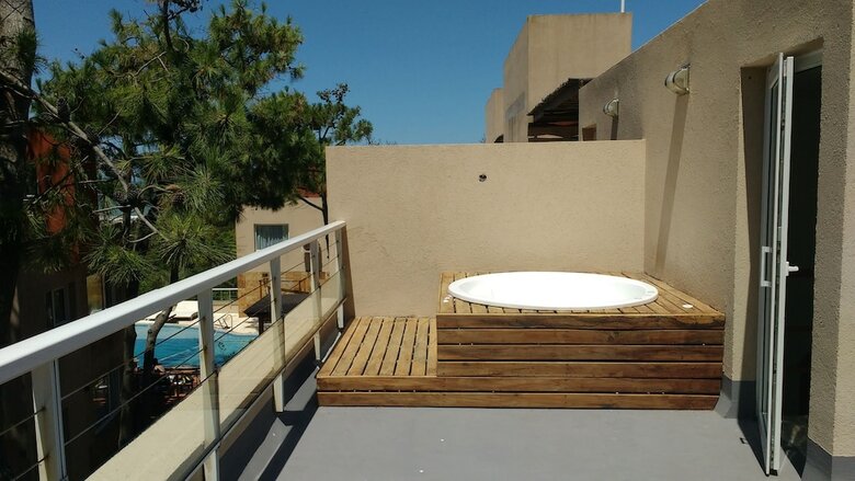 Hotel Jaina Resort And Spa