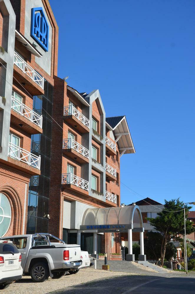 Hotel Reviens