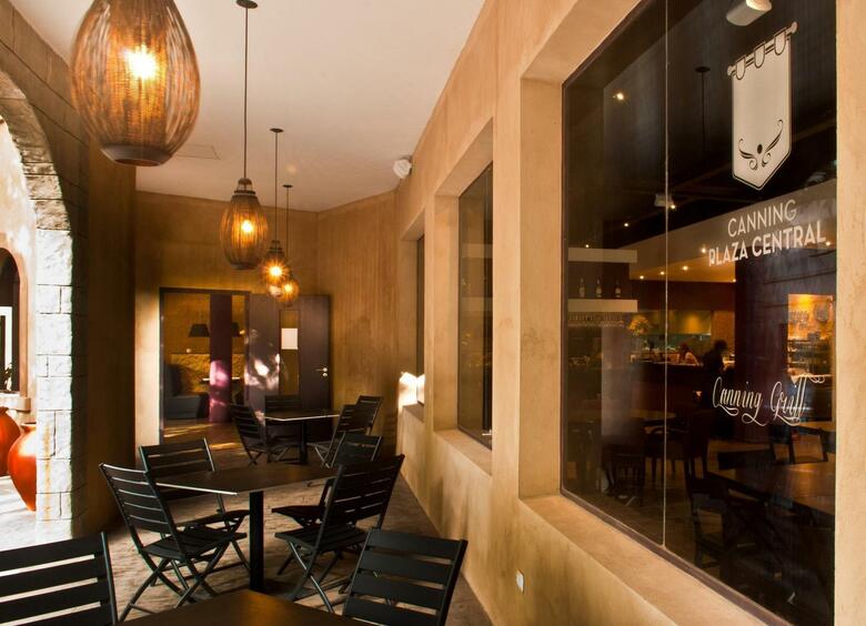 Hotel Plaza Central Canning