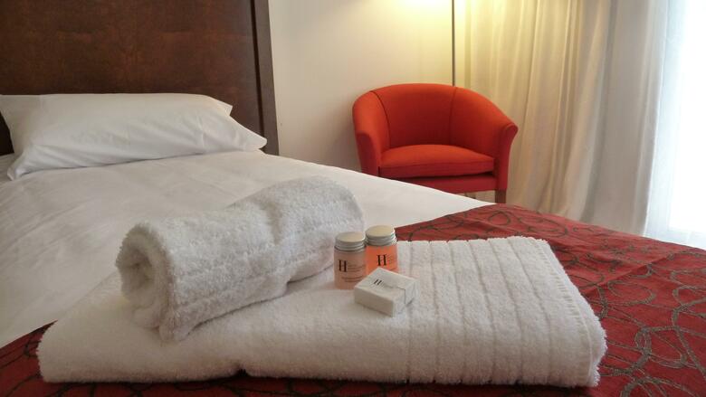 Hotel Plaza Central Canning