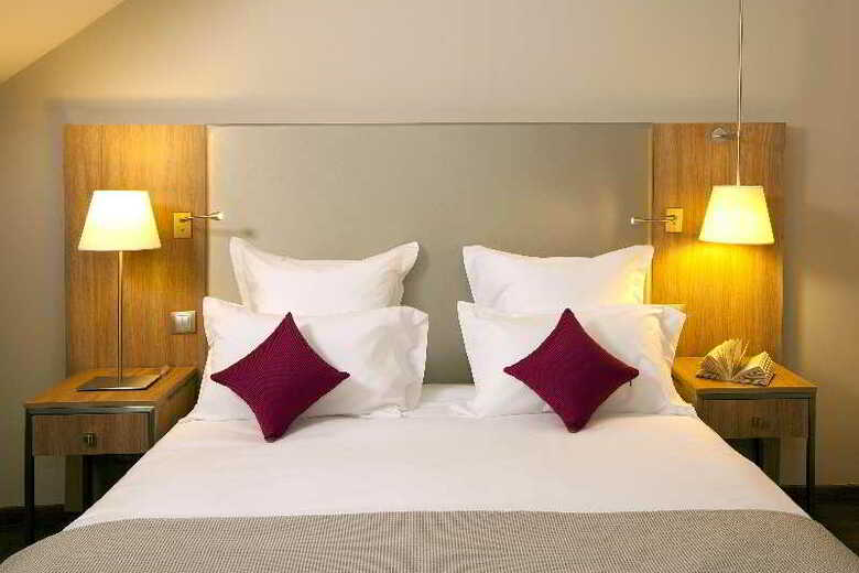 Hotel Residhome Roissy Park