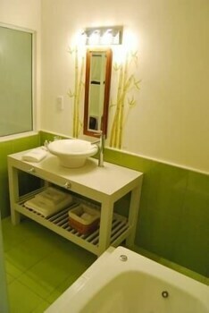 Hotel La Rozada Suites