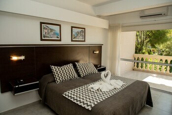 Hotel Villa La Font Resort And Spa