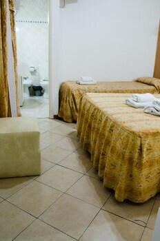 Hotel San Remo Grand