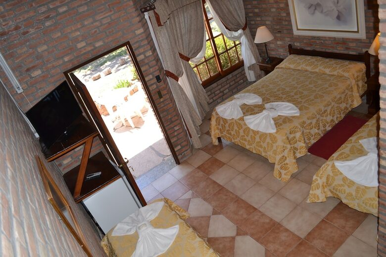 Colina Del Valle Hotel