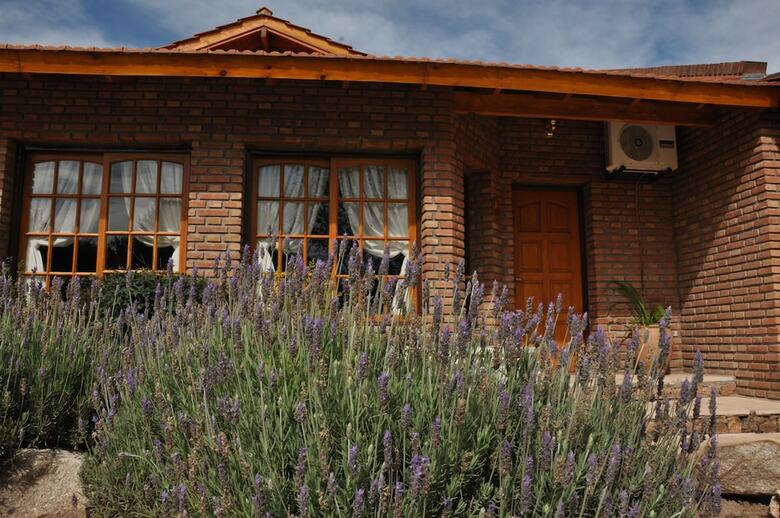 Colina Del Valle Hotel
